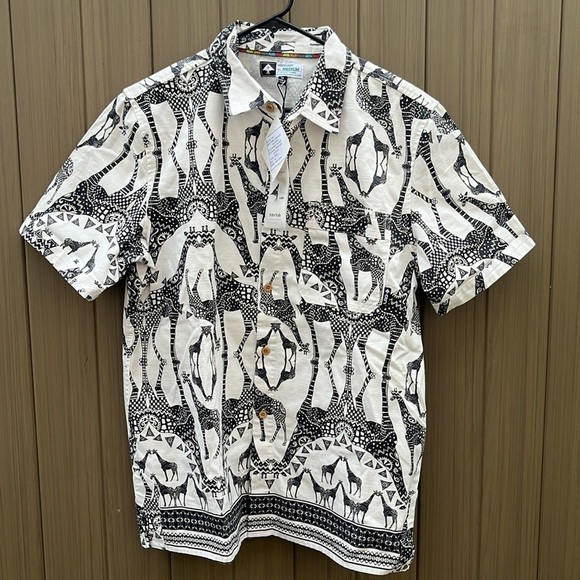 Lrg Lifted Research Group Men's Tribal Giraffe Print Button Down Shirt Medium - Picture 1 of 9